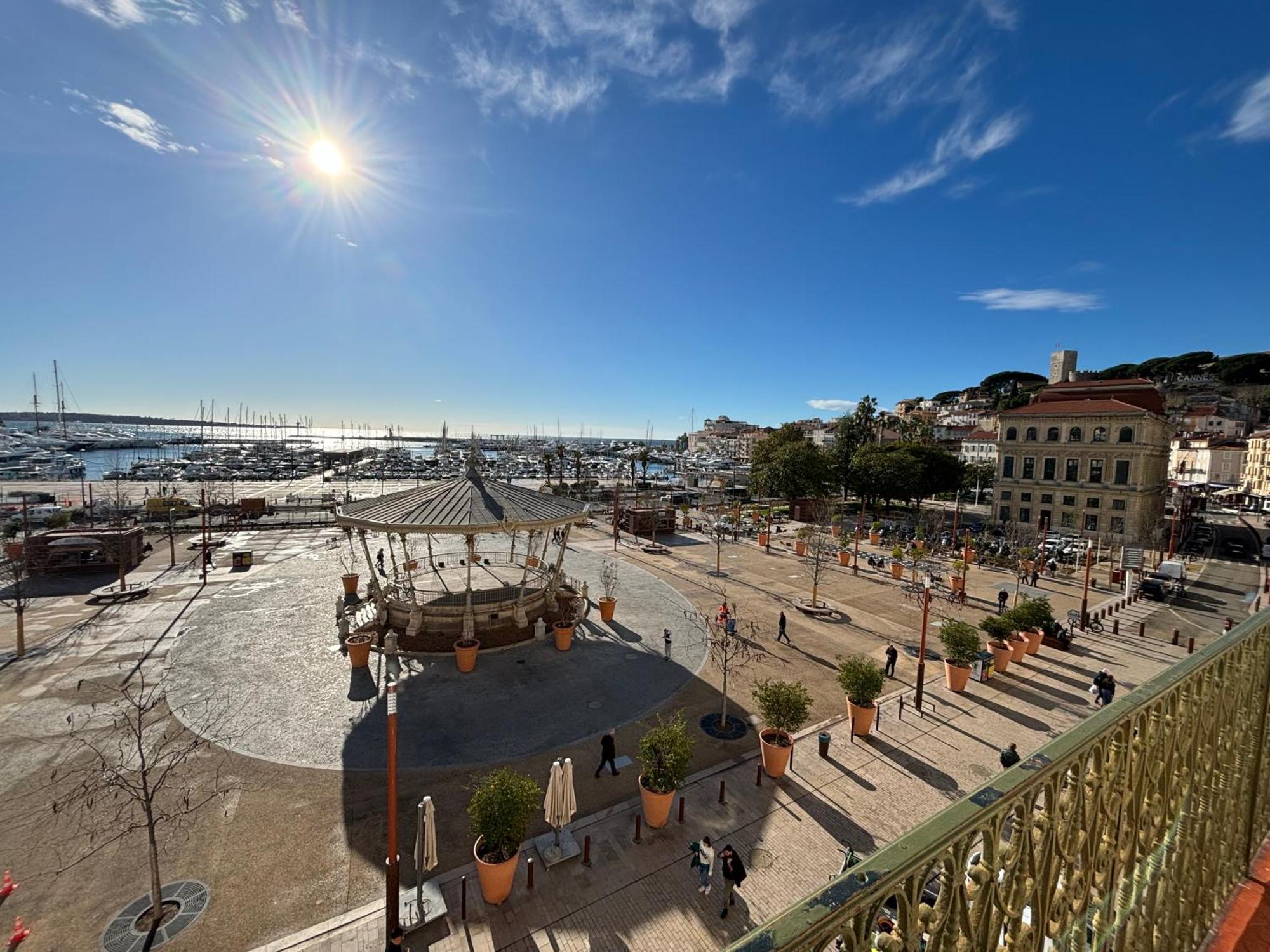 Cannes : Agreable Et Lumineux Appartement Vue Mer エクステリア 写真
